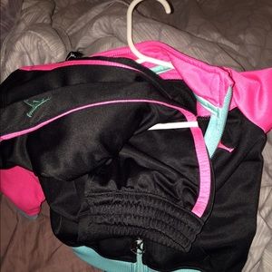 Baby 6-9 months Jordan sweatsuit