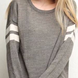 Brandy Melville Veena sweater