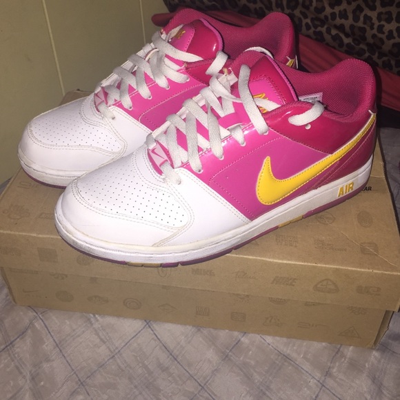 Pink and yellow forces