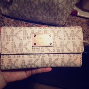 Michael Kors wallet