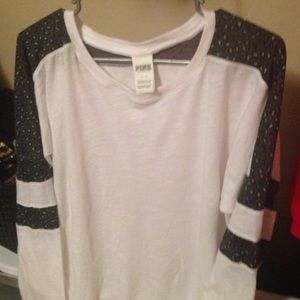 VS PINK LIGHT WEIGHT LONG SLEEVE SHIRT