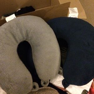 2 Velvety Neck Pillow with button closure