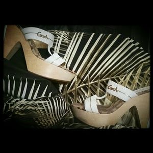 COACH JONAH SANDAL IN WHITE