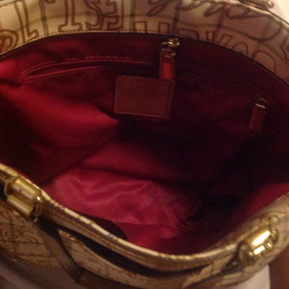 ❌SOLD❌ 🎉HOST PICK🎉 Graffiti Coach Bag - Picture 2 of 3