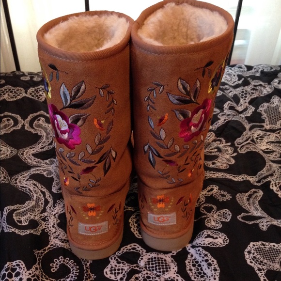 UGG Juliette Boot