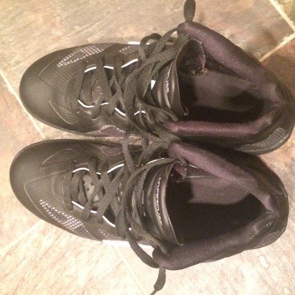 Black Nike hyperdunk's 2013 - Picture 4 of 4