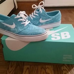 Nike SB