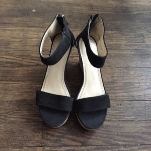 Size 7 black and cork wedges