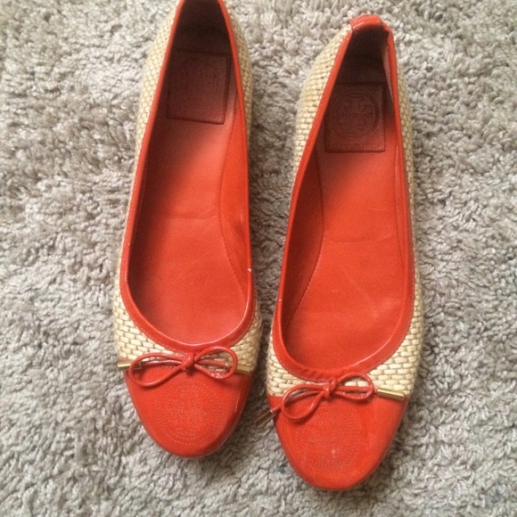 Tory burch flat shoes