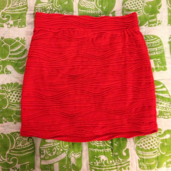 Sparkle and Fade, textured skirt