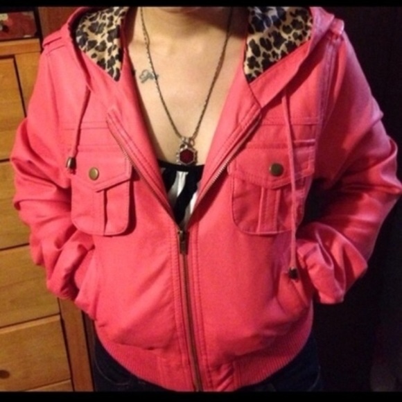 Faux leather bomber jacket sz S