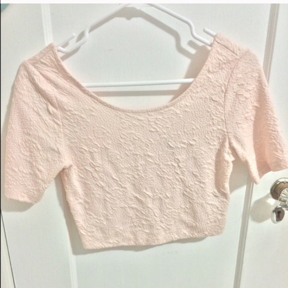 PINK CROP TOP!