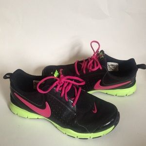 Woman's Black Nike Training