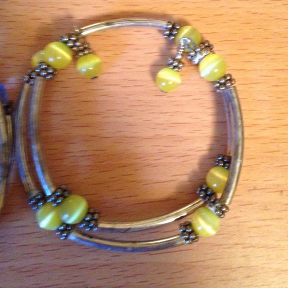 Two Cute Bracelets! - Picture 2 of 3
