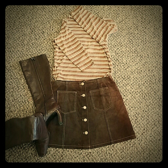 Suede mini skirt