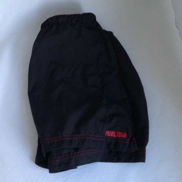 Pearl iZumi Black Infinity Running Shorts Sz L NEW