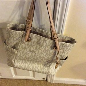 Michael Kors purse