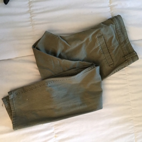Cargo pants - Picture 2 of 4