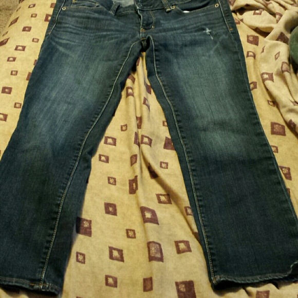 American Eagle capris