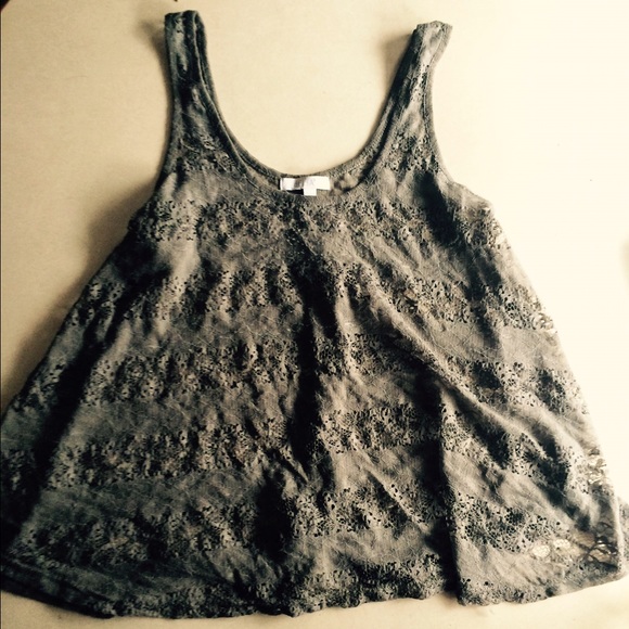 Adorable lace tank!