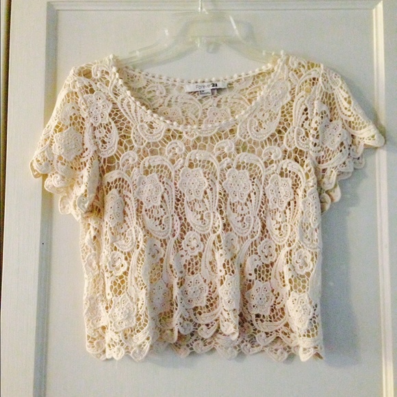 Lace crop top