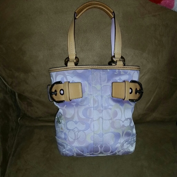 Purple signature Coach Purse great used cond