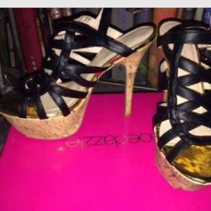 ShoeDazzle Black Strappy Heel Sandals
