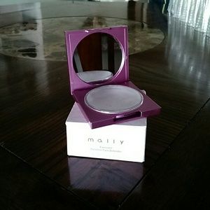 Poreless face defender