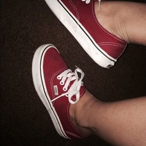 Burgundy vans🎀