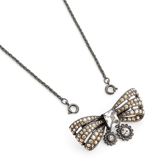 JEWELMINT VINTAGE BOW NECKLACE - BRAND NEW IB - Picture 2 of 3