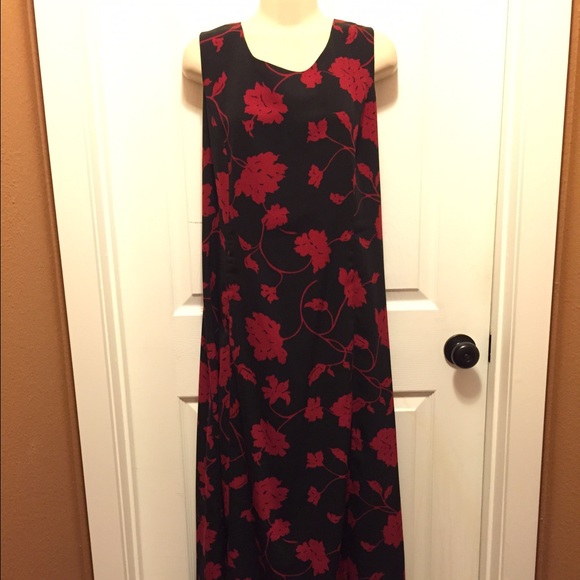 Black and red maxi dress