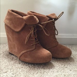 Elizabeth and James booties!