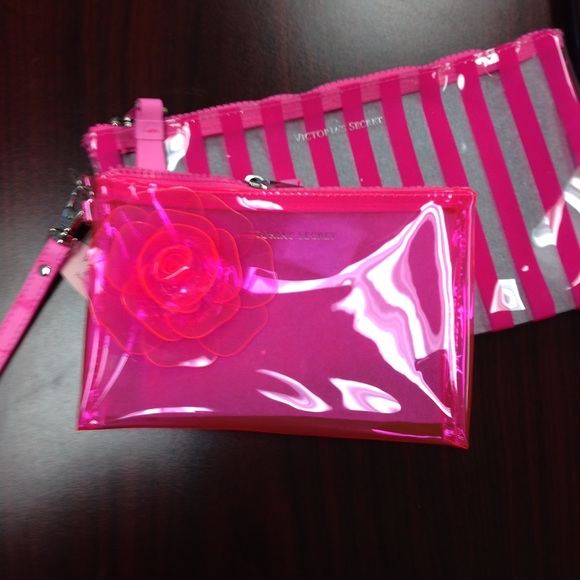 💄 2 PINK Makeup pouches. GREAT BUY