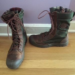 palladium hiking boots