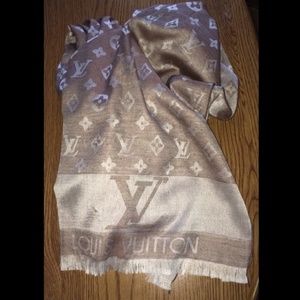 Louis Vuitton scarf