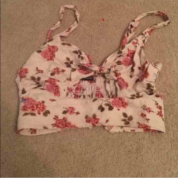 Brandy Melville crop top