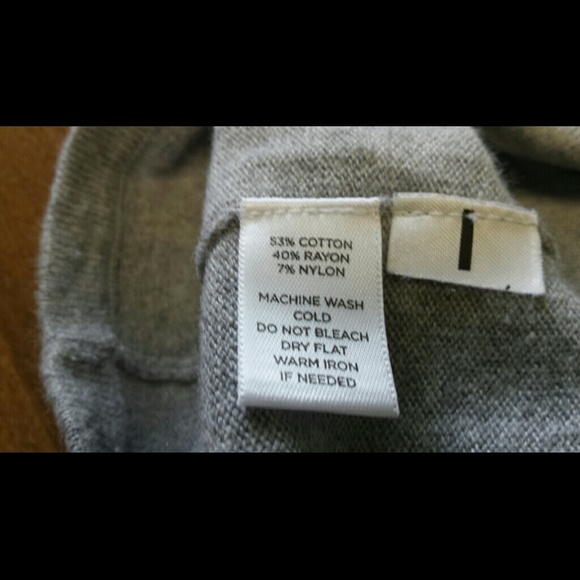 Sweater - Picture 4 of 4