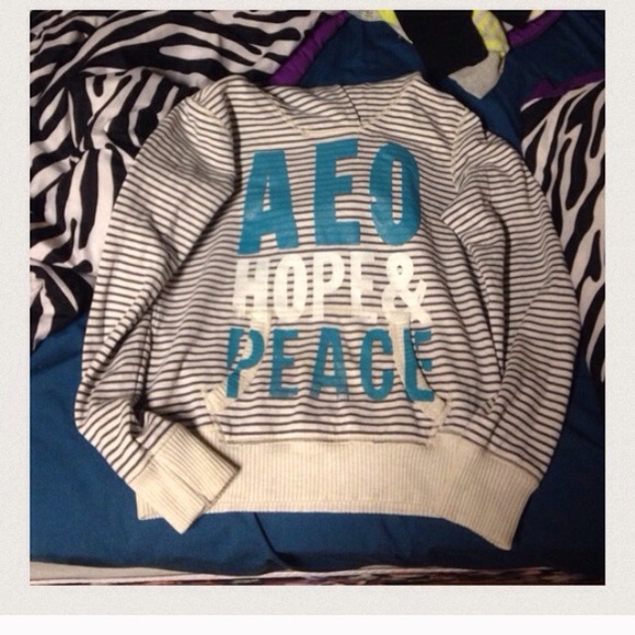 American eagle sweatshirt