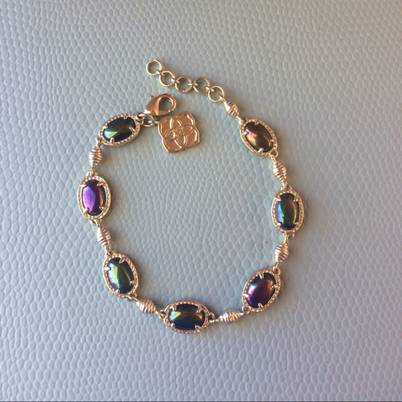 Ahni Link Bracelet in Black Iridescent