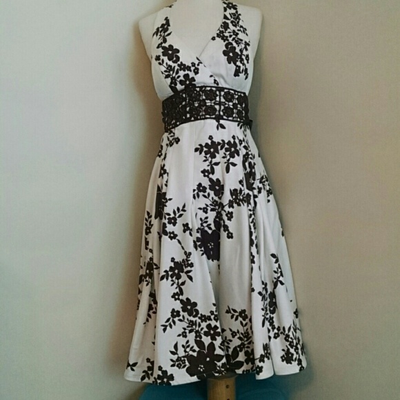 Party Dress CLOSING CLOSET SALE - Picture 2 of 4