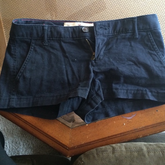 Hollister navy shorts - Picture 1 of 1