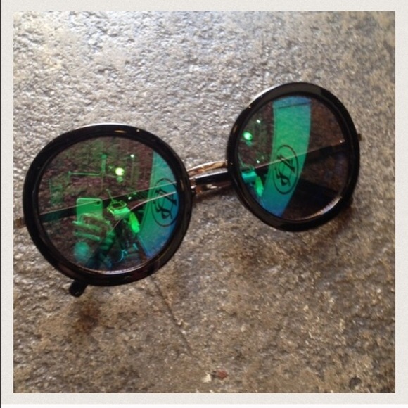Mirror Lens Circle Sunnies