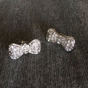 Bow tie earrings