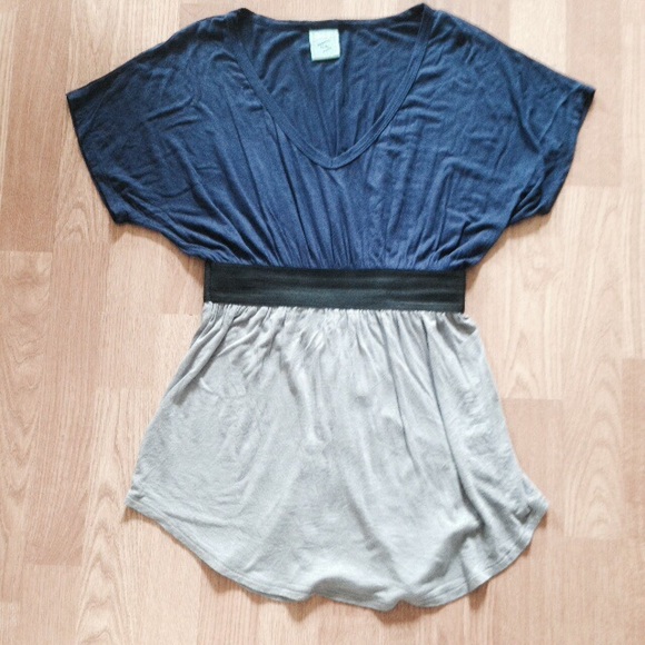 Blue and grey top with thick elastic waist - Picture 2 of 2