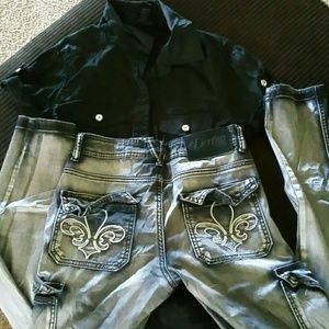 DEREON 2PC OUTFIT...GREAT HOLIDAY OUTFIT!!!