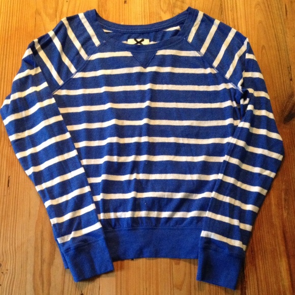 NWT gilly hicks striped sweatshirt style tee, XS
