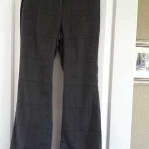 Bundle pants and floral top