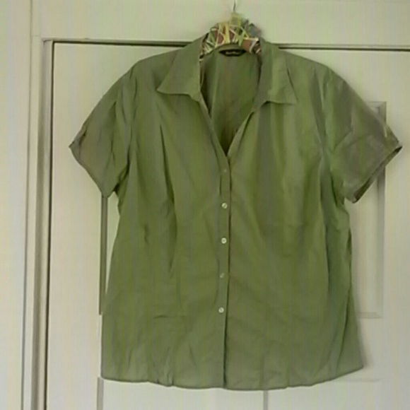 Eddie Bauer Sage Green Button Down Camp Shirt XXL