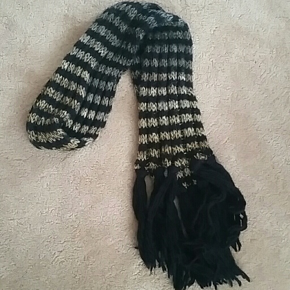 Knit Scarf