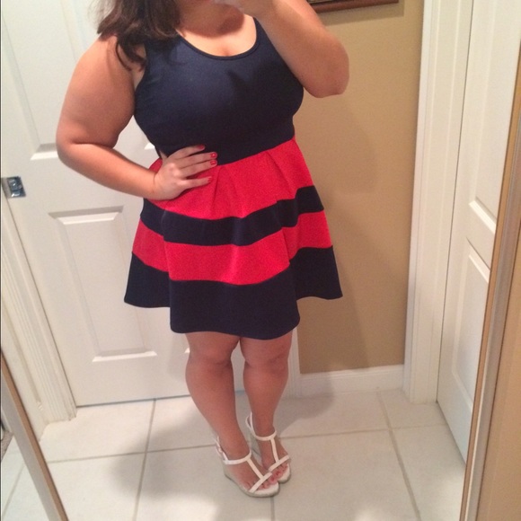 SOLD IN BUNDLE - Picture 2 of 3